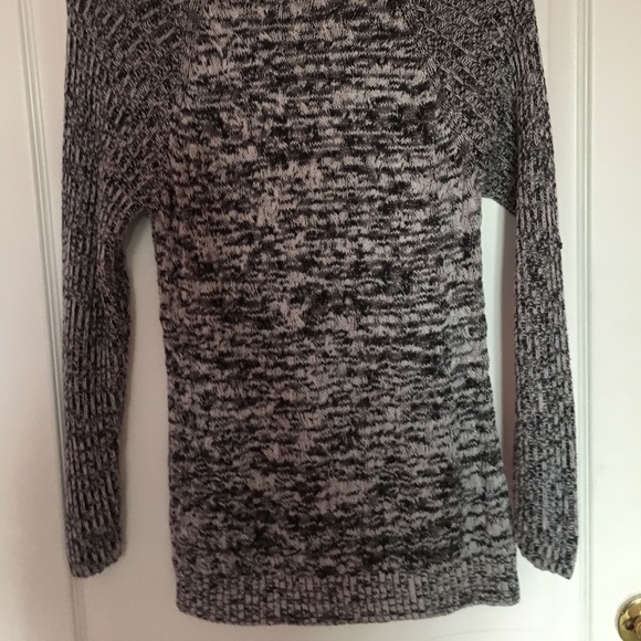 Croft & Barrow petite medium sweater - Picture 3 of 3